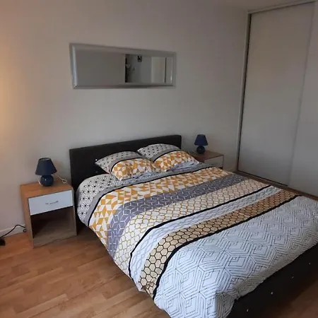 T3 Entierement Renove - 5 Couchages Apartment